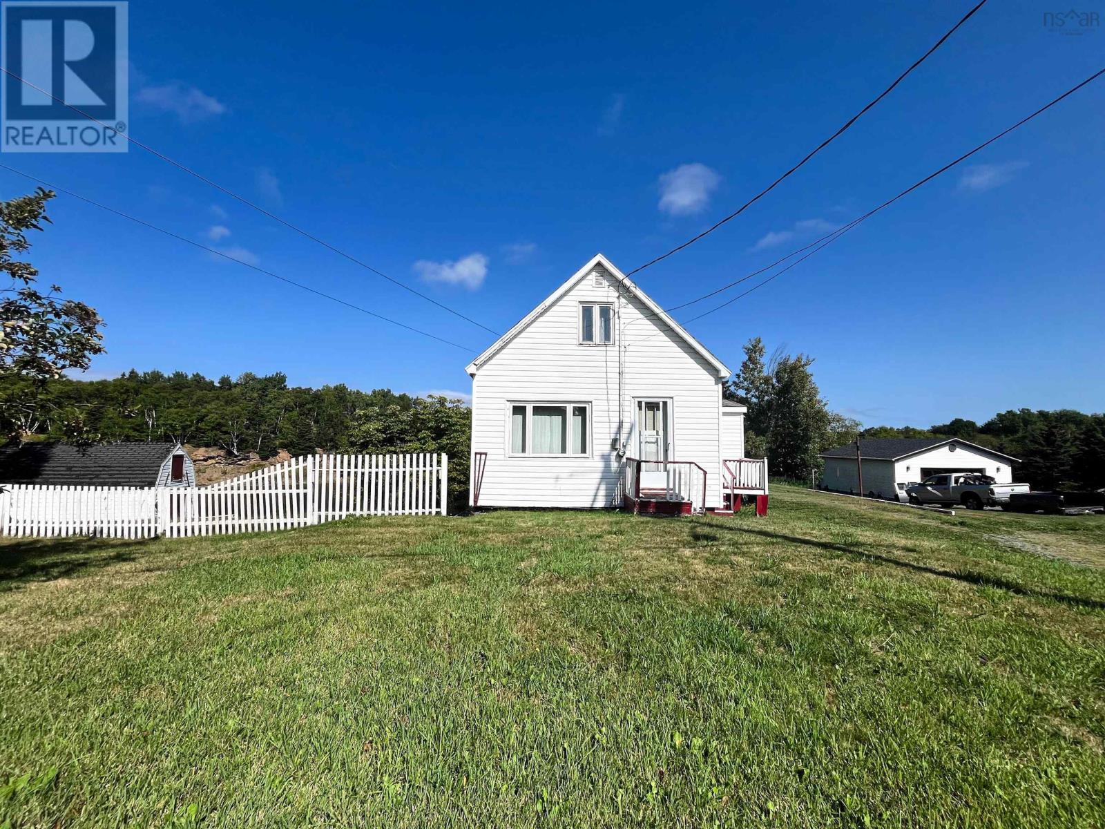 48 Point Aconi Road, Point Aconi, Nova Scotia  B1Y 2M8 - Photo 4 - 202522548
