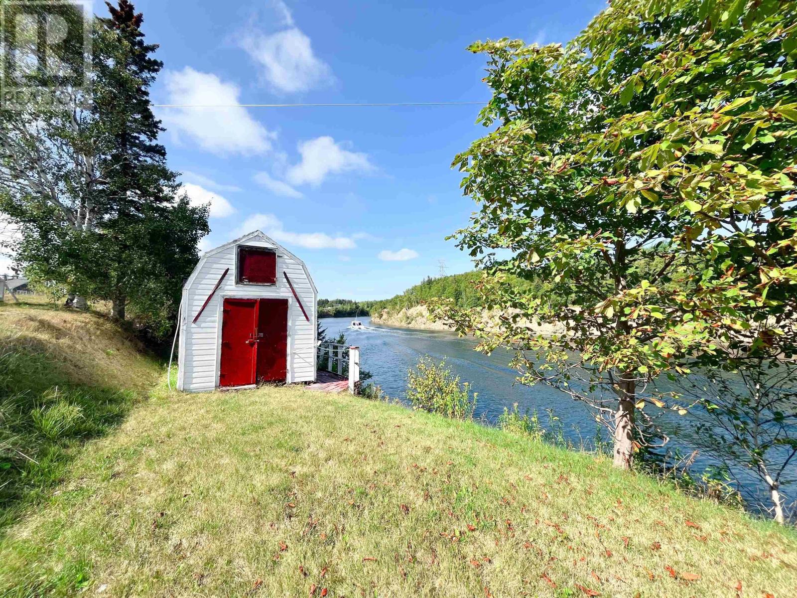 48 Point Aconi Road, Point Aconi, Nova Scotia  B1Y 2M8 - Photo 15 - 202522548