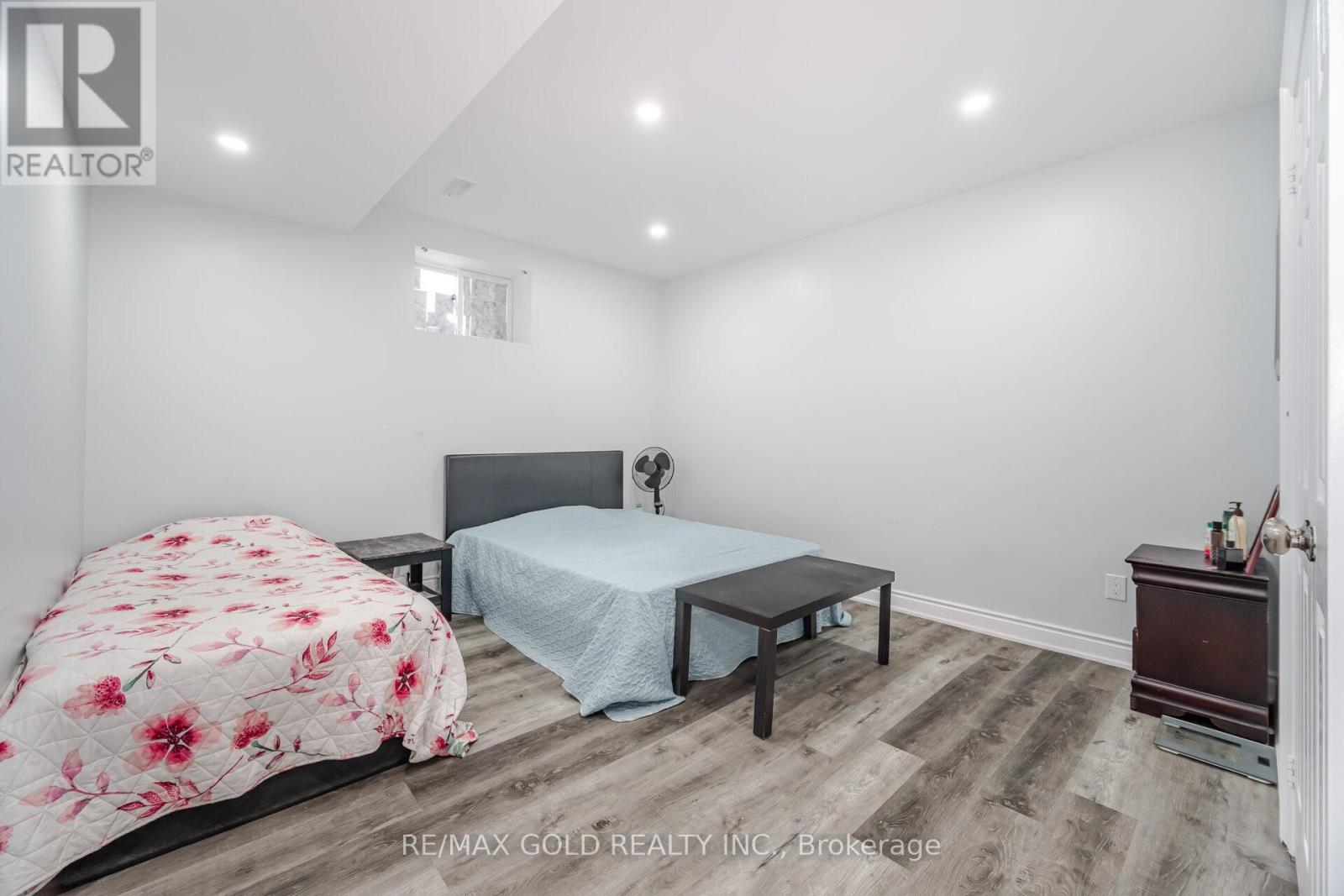 2 Belleville Drive, Brampton, Ontario  L6P 1V7 - Photo 32 - W12381081