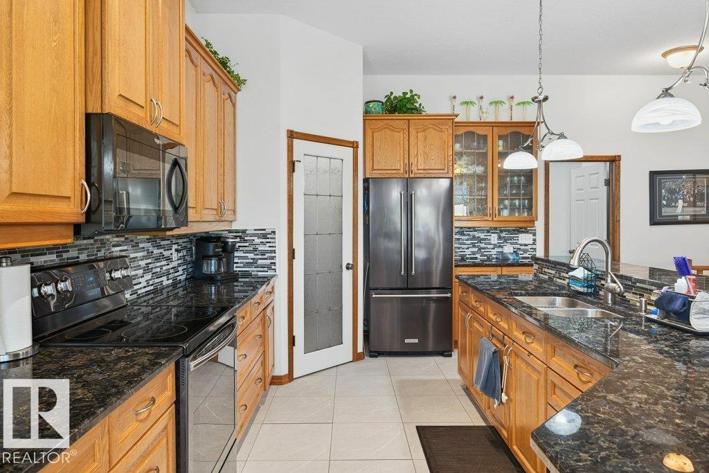 970 Blackmud Creek Cr Sw, Edmonton, Alberta  T6W 1J7 - Photo 11 - E4458596