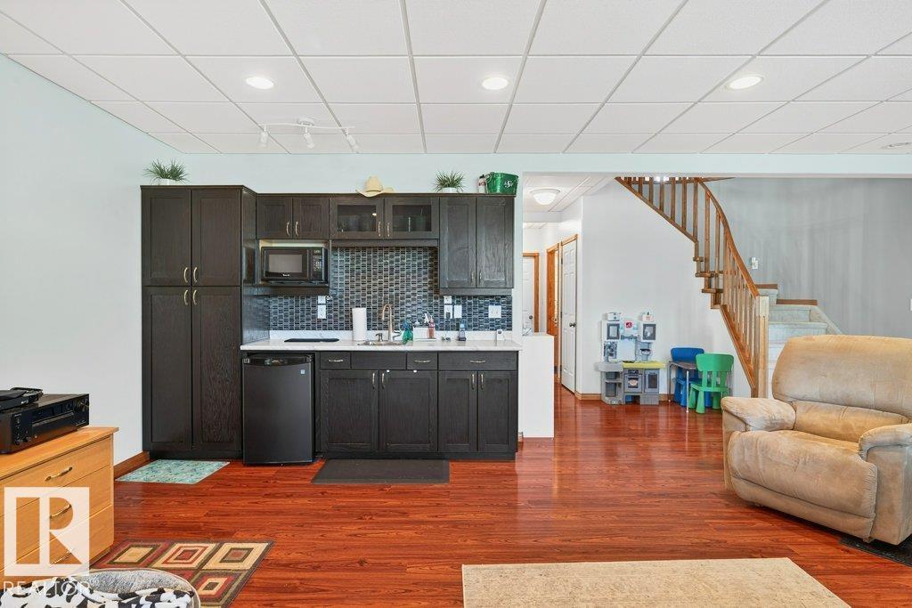 970 Blackmud Creek Cr Sw, Edmonton, Alberta  T6W 1J7 - Photo 32 - E4458596