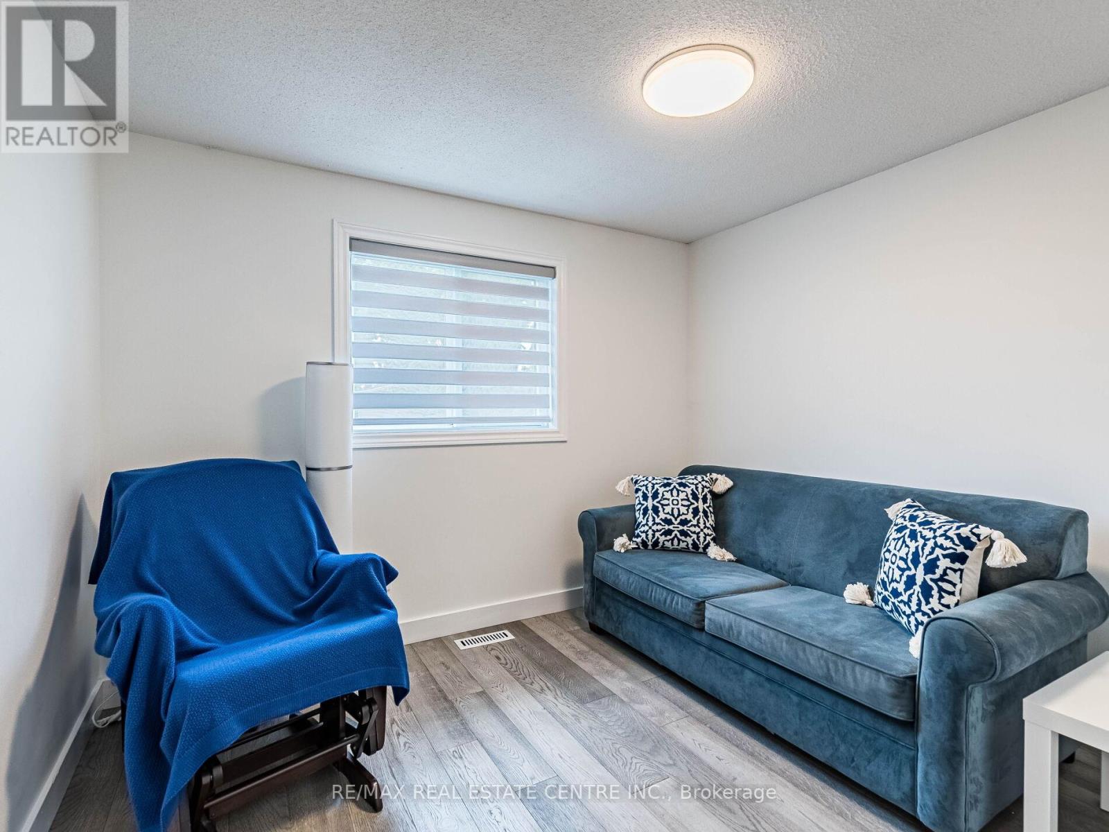52 Mozart Crescent, Brampton, Ontario  L6Y 2W7 - Photo 28 - W12415442