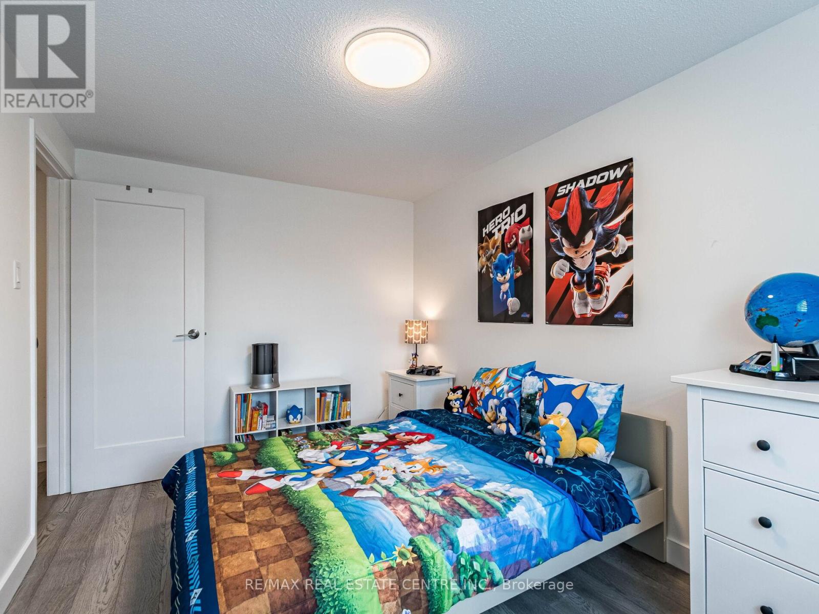 52 Mozart Crescent, Brampton, Ontario  L6Y 2W7 - Photo 31 - W12415442