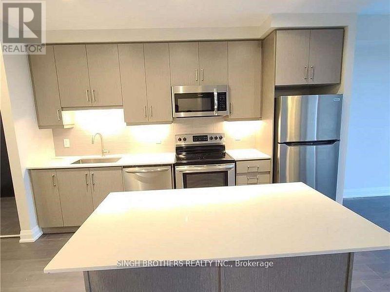 1501 - 15 Lynch Street, Brampton, Ontario  L6W 0C7 - Photo 8 - W12415467