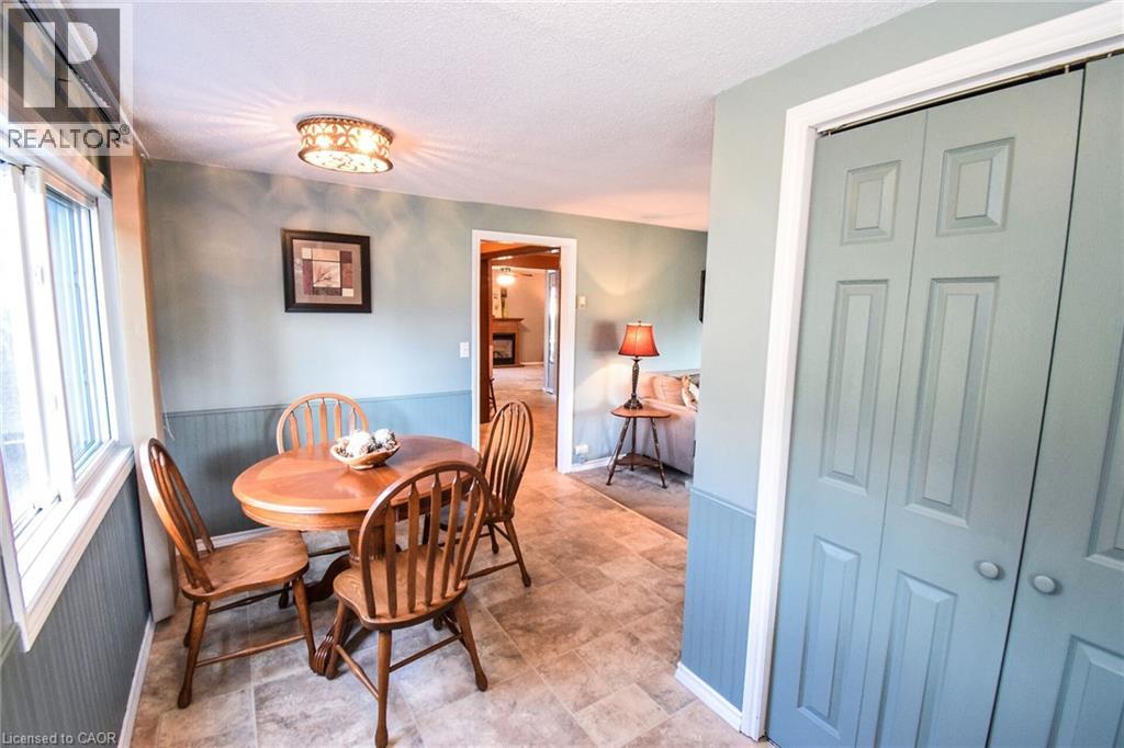 802 John Street, Dunnville, Ontario  N1A 2R6 - Photo 3 - 40771792