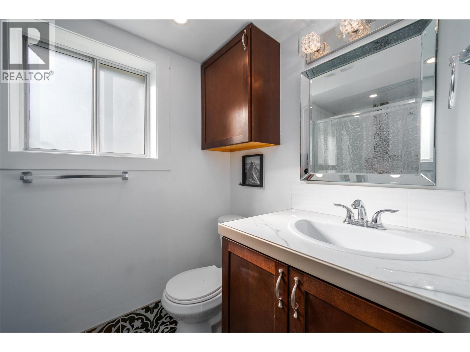 320 Prior Road N Kelowna Photo 36