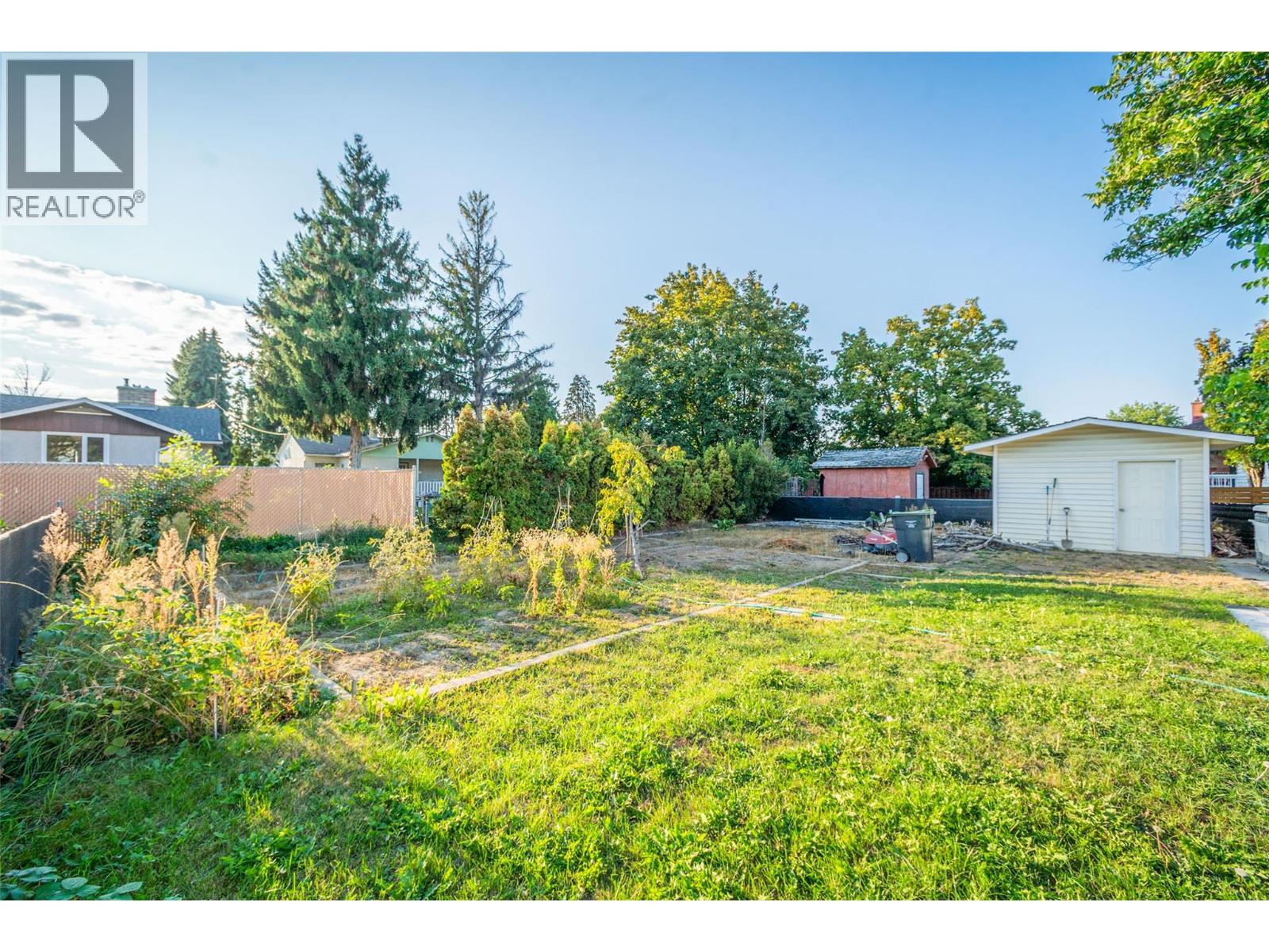 320 Prior Road N Kelowna Photo 52