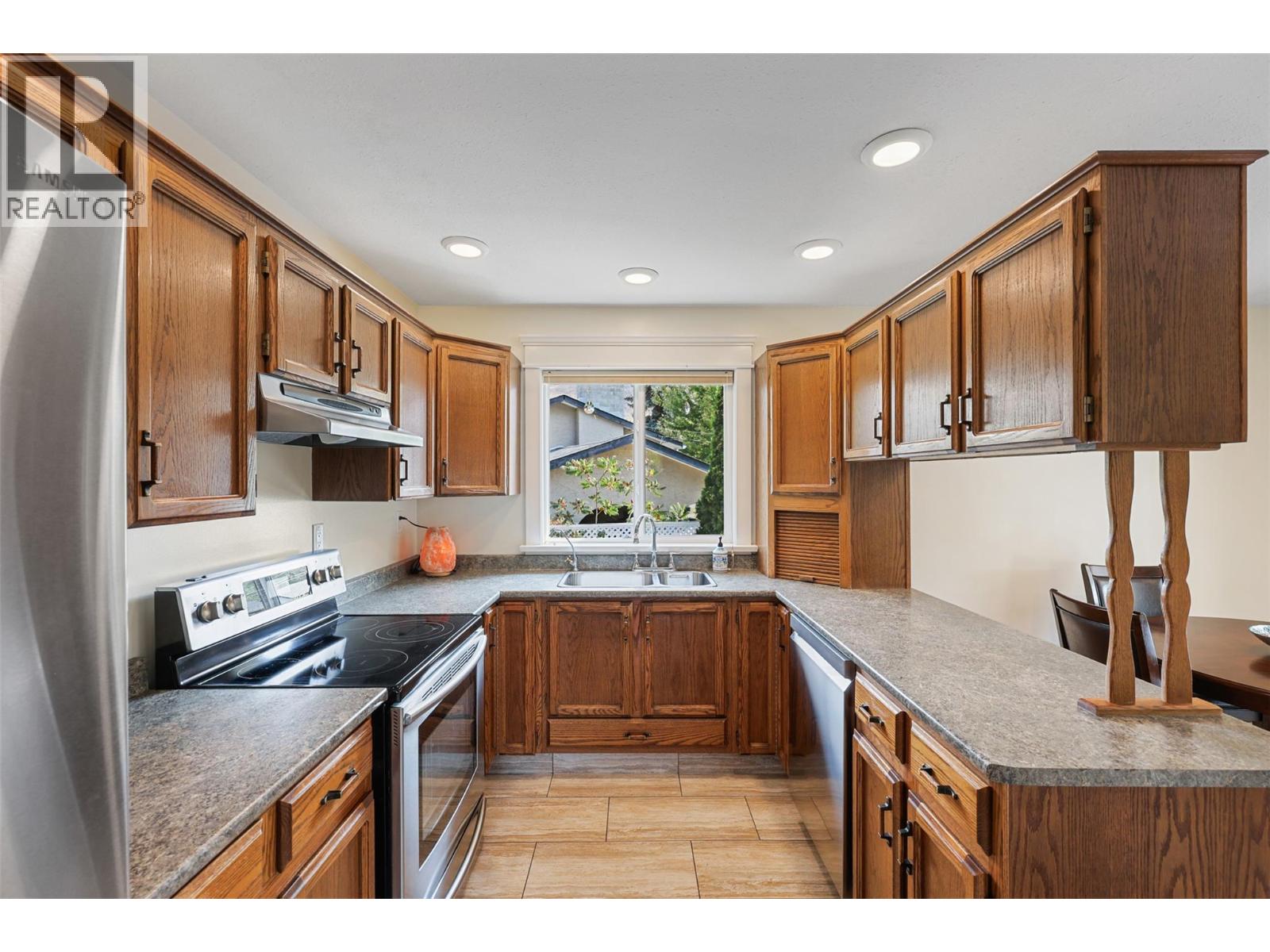 3507 Bank Road, Kamloops, British Columbia  V2B 7A3 - Photo 8 - 10363370
