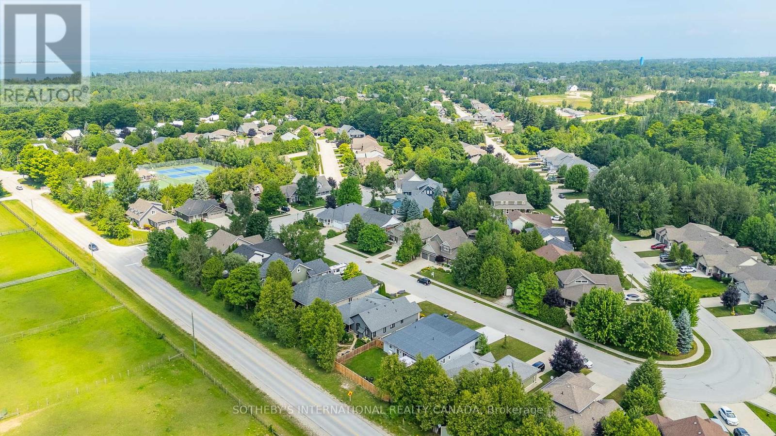 474 Creekwood Drive, Saugeen Shores, Ontario  N0H 2L0 - Photo 38 - X12415440