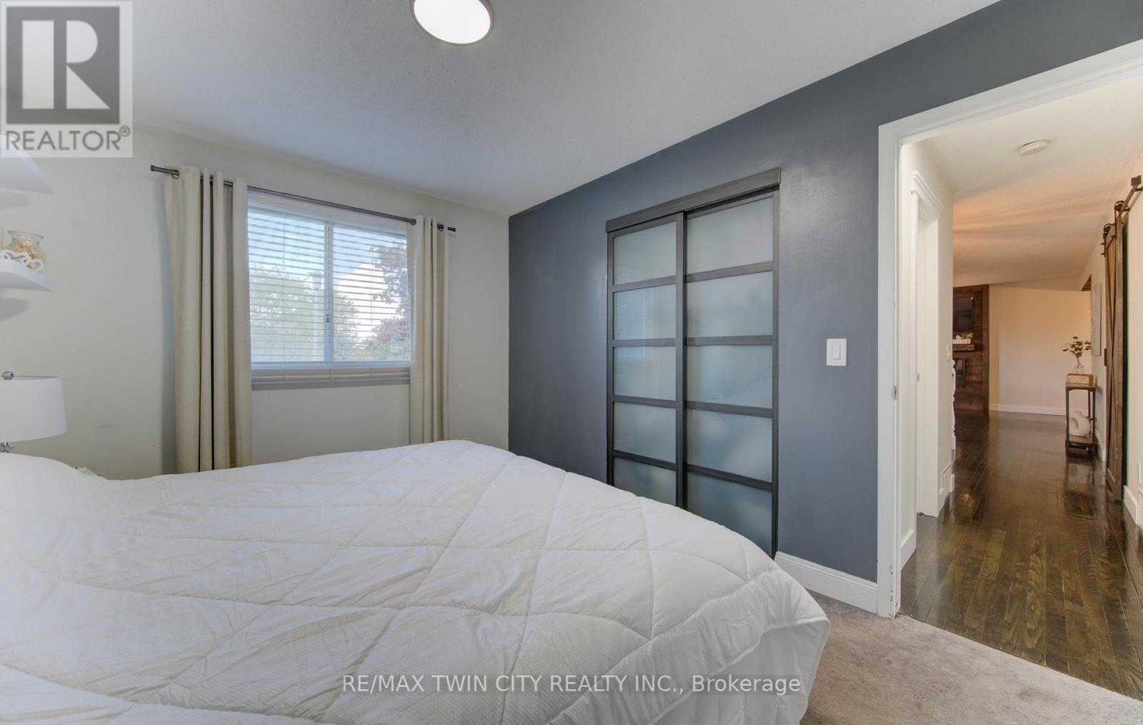 194 Limpert Avenue, Cambridge, Ontario  N3C 3P2 - Photo 14 - X12415447