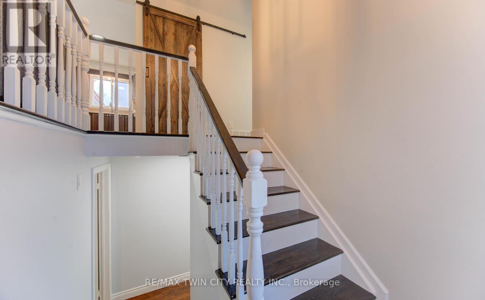194 Limpert Avenue, Cambridge, Ontario  N3C 3P2 - Photo 17 - X12415447