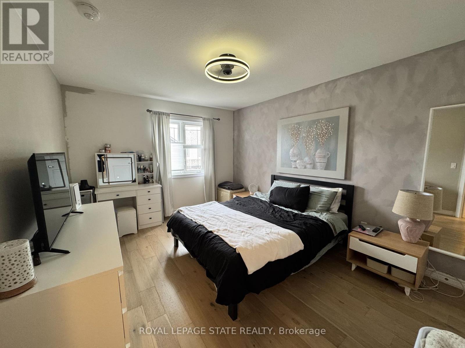 142 - 77 Diana Avenue, Brant, Ontario  N3T 0R6 - Photo 13 - X12415452