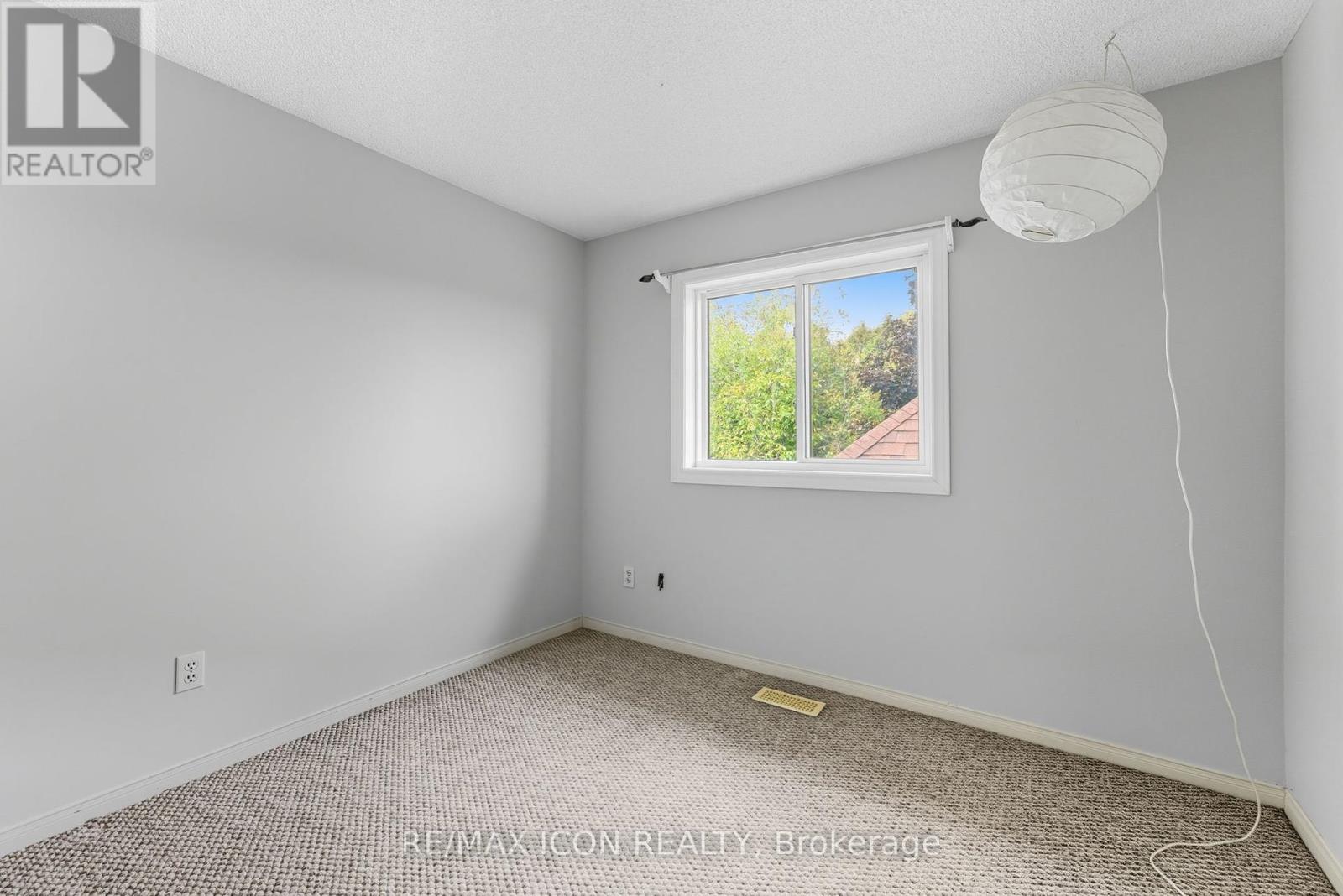 250 Inglis Street, North Dumfries, Ontario  N0B 1E0 - Photo 20 - X12415466