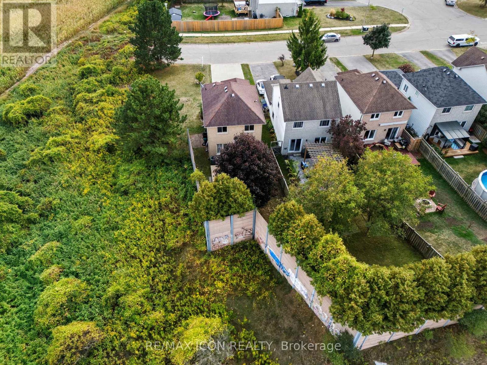 250 Inglis Street, North Dumfries, Ontario  N0B 1E0 - Photo 30 - X12415466
