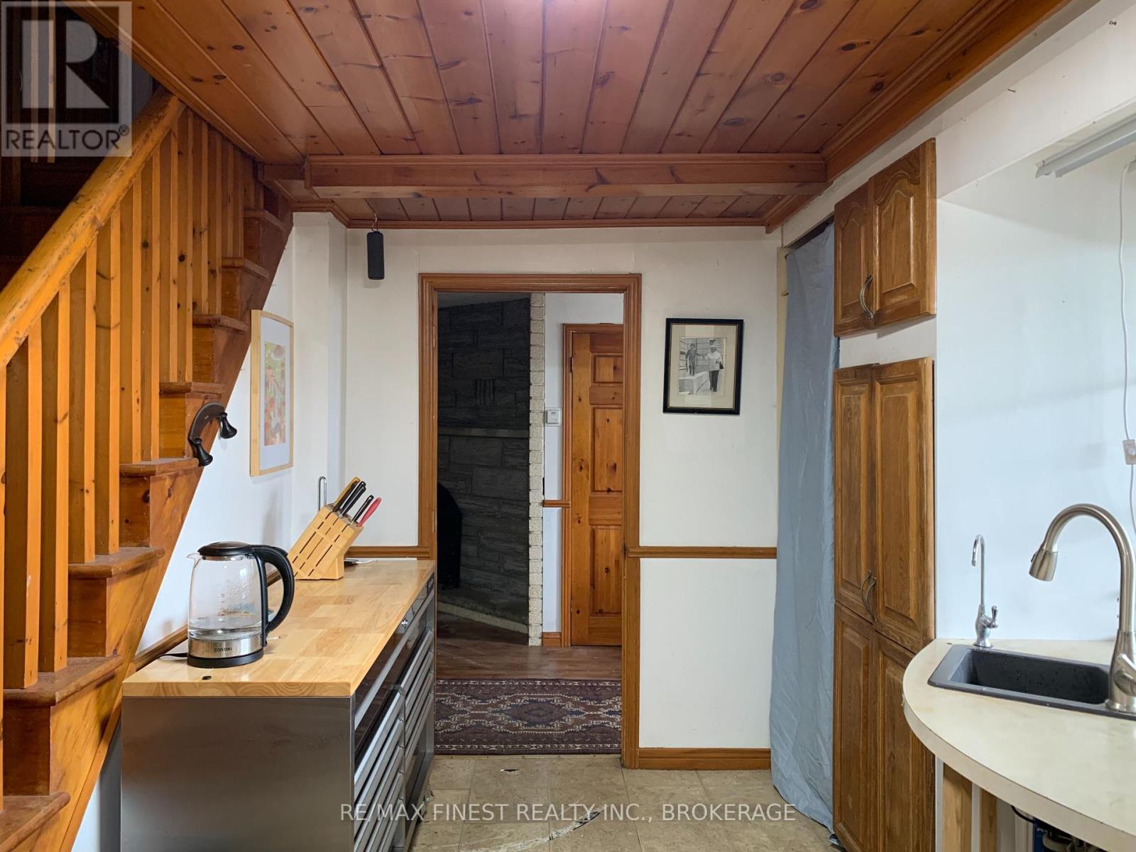 6182 Battersea Road, Frontenac, Ontario  K0H 1X0 - Photo 2 - X12415713