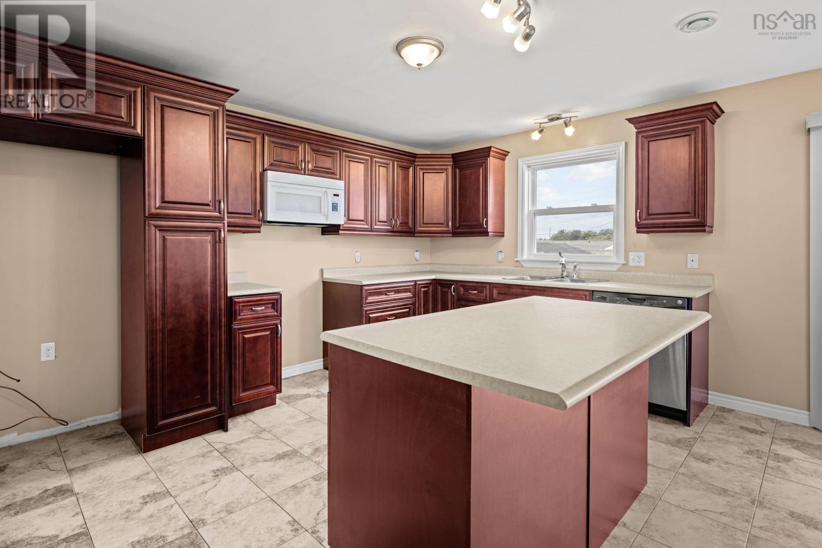61 Taylorwood Lane, Eastern Passage, Nova Scotia  B3G 0C7 - Photo 8 - 202523847