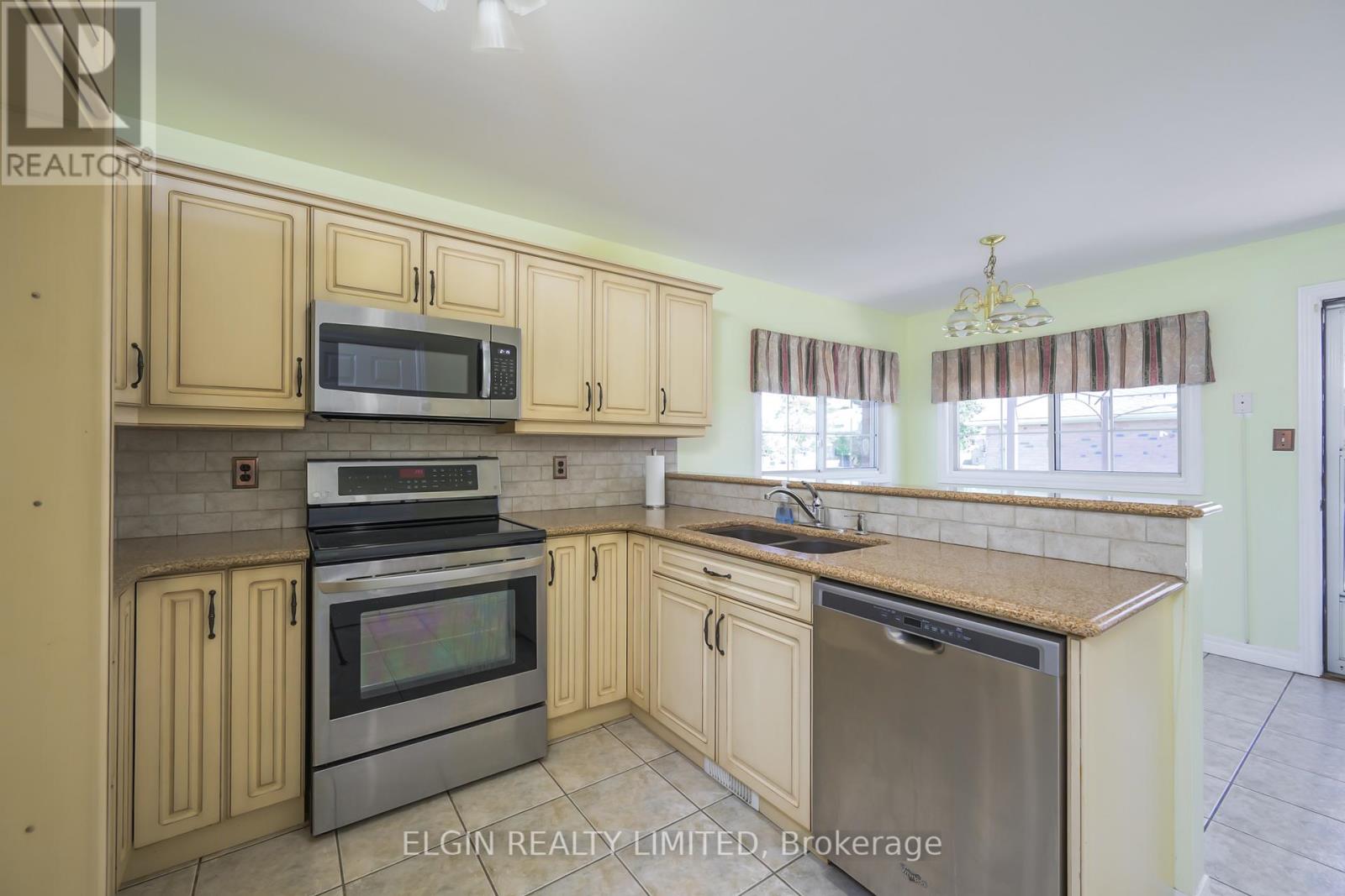 1 Magnolia Court, St. Thomas, Ontario  N5P 4N3 - Photo 19 - X12415682