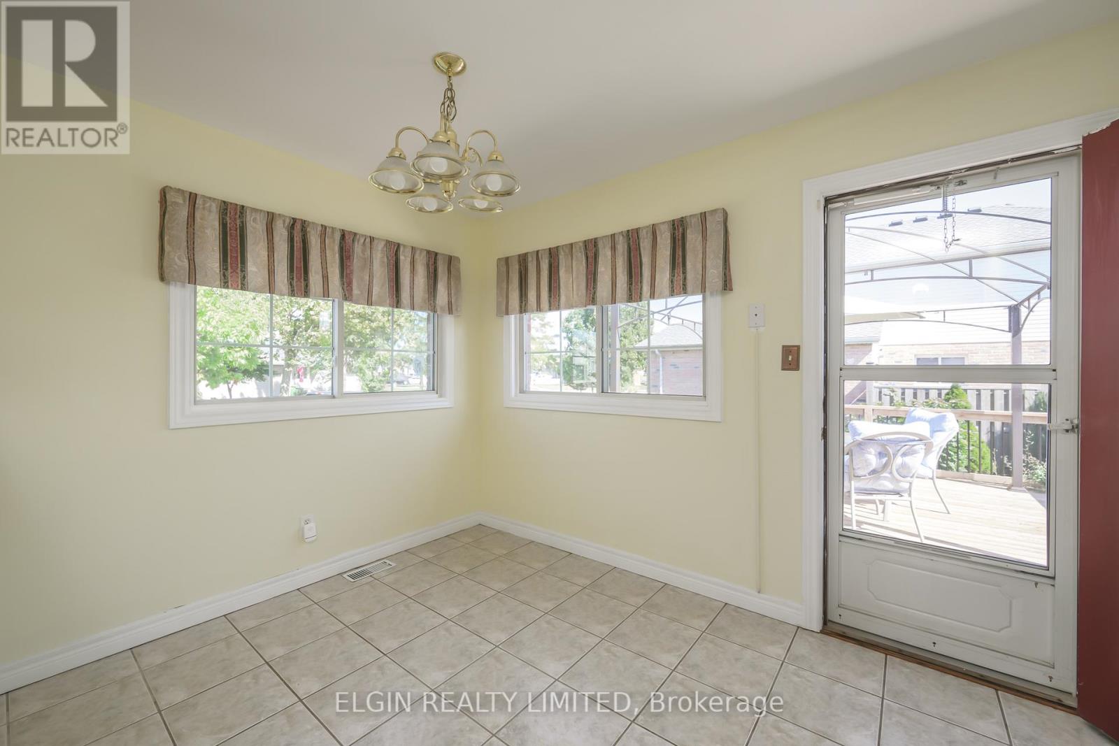 1 Magnolia Court, St. Thomas, Ontario  N5P 4N3 - Photo 22 - X12415682