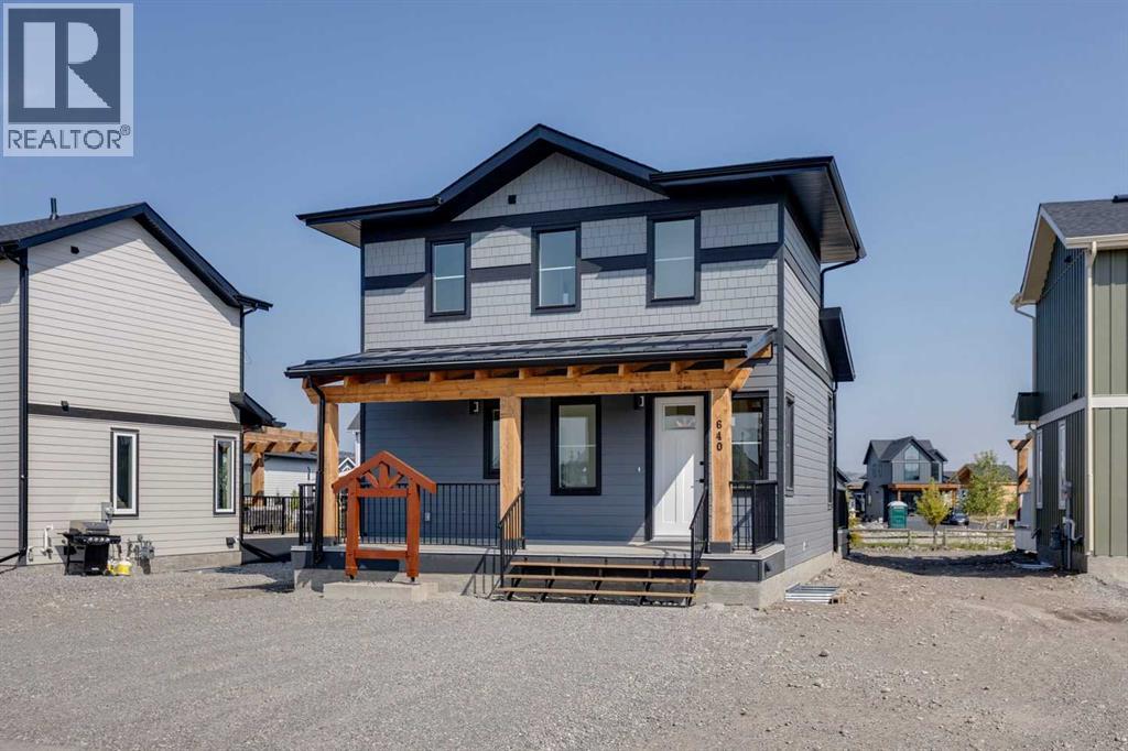 640 Cottageclub Bend, Rural Rocky View County, Alberta