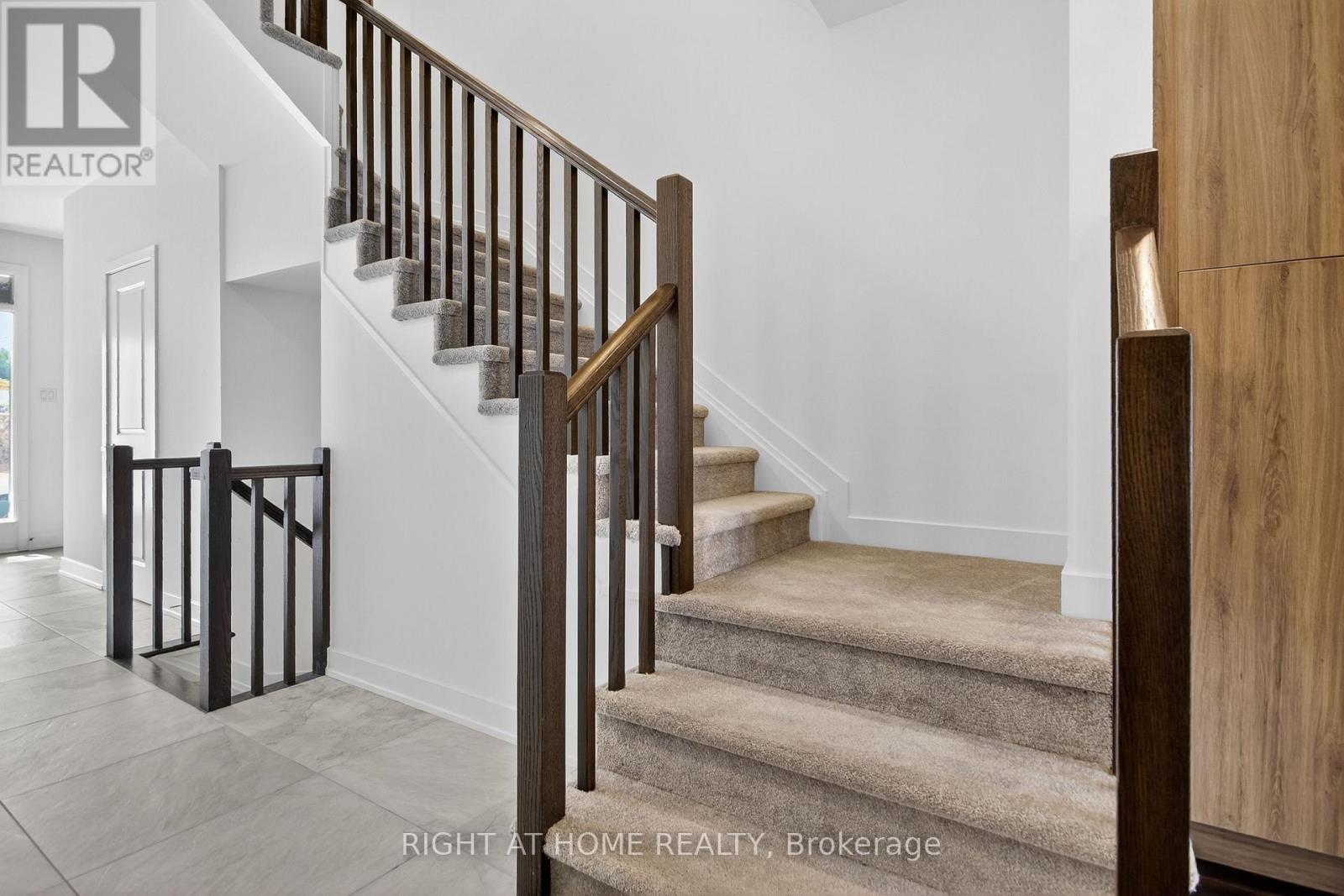 2329 Goldhawk Drive, Ottawa, Ontario  K2S 2X3 - Photo 16 - X12415739