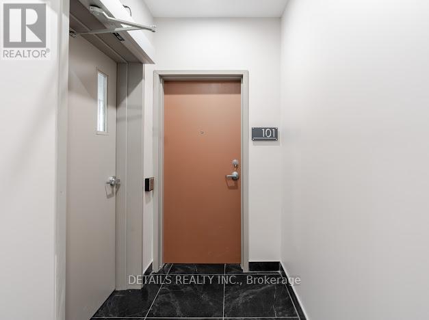 101 - 659 Donat Street, Ottawa, Ontario  K1K 3L8 - Photo 5 - X12415742