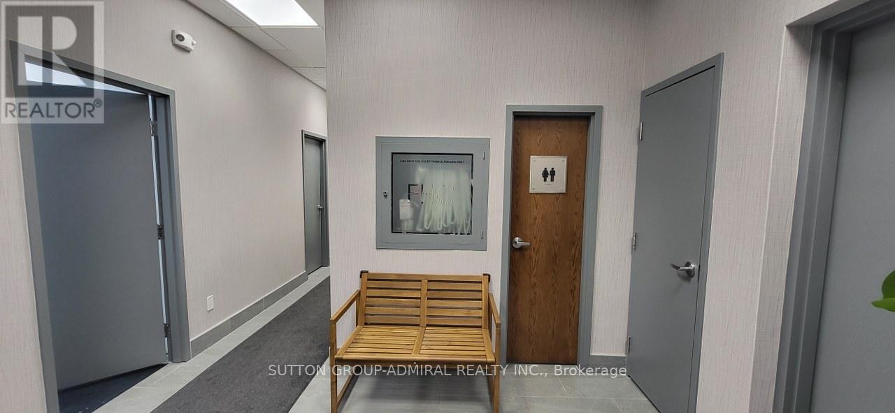 204b - 845 St Clair Avenue W, Toronto, Ontario  M6C 1C2 - Photo 40 - C12415503