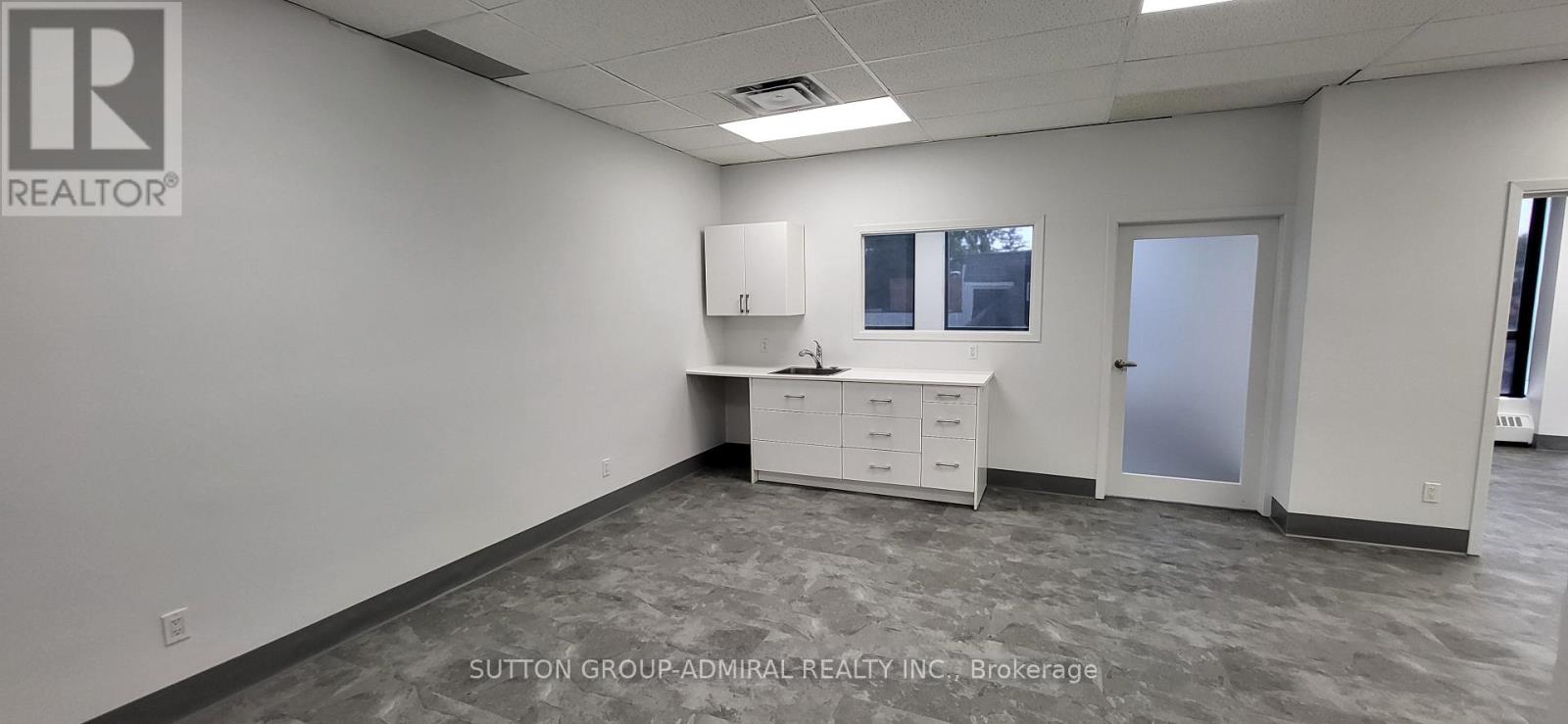 204b - 845 St Clair Avenue W, Toronto, Ontario  M6C 1C2 - Photo 7 - C12415503