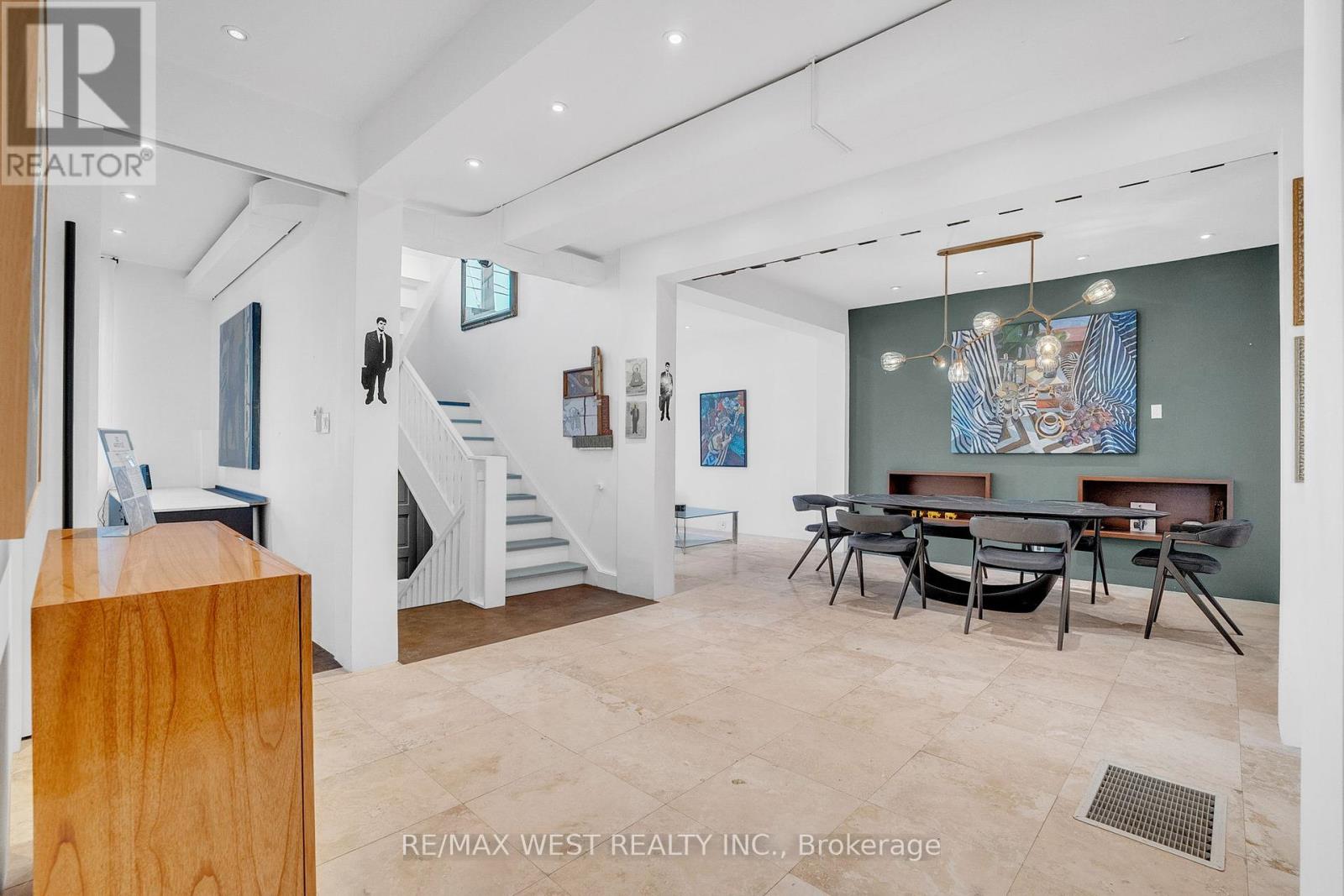 53 Argyle Street, Toronto, Ontario  M6J 1N8 - Photo 9 - C12415559