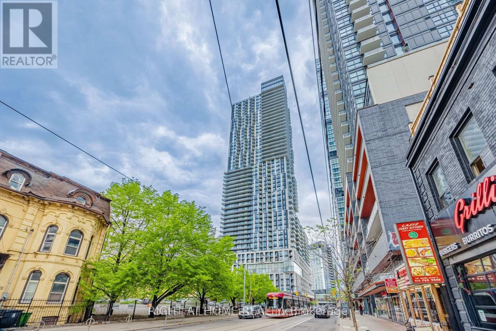 1925 - 251 JARVIS STREET E, Toronto, Ontario