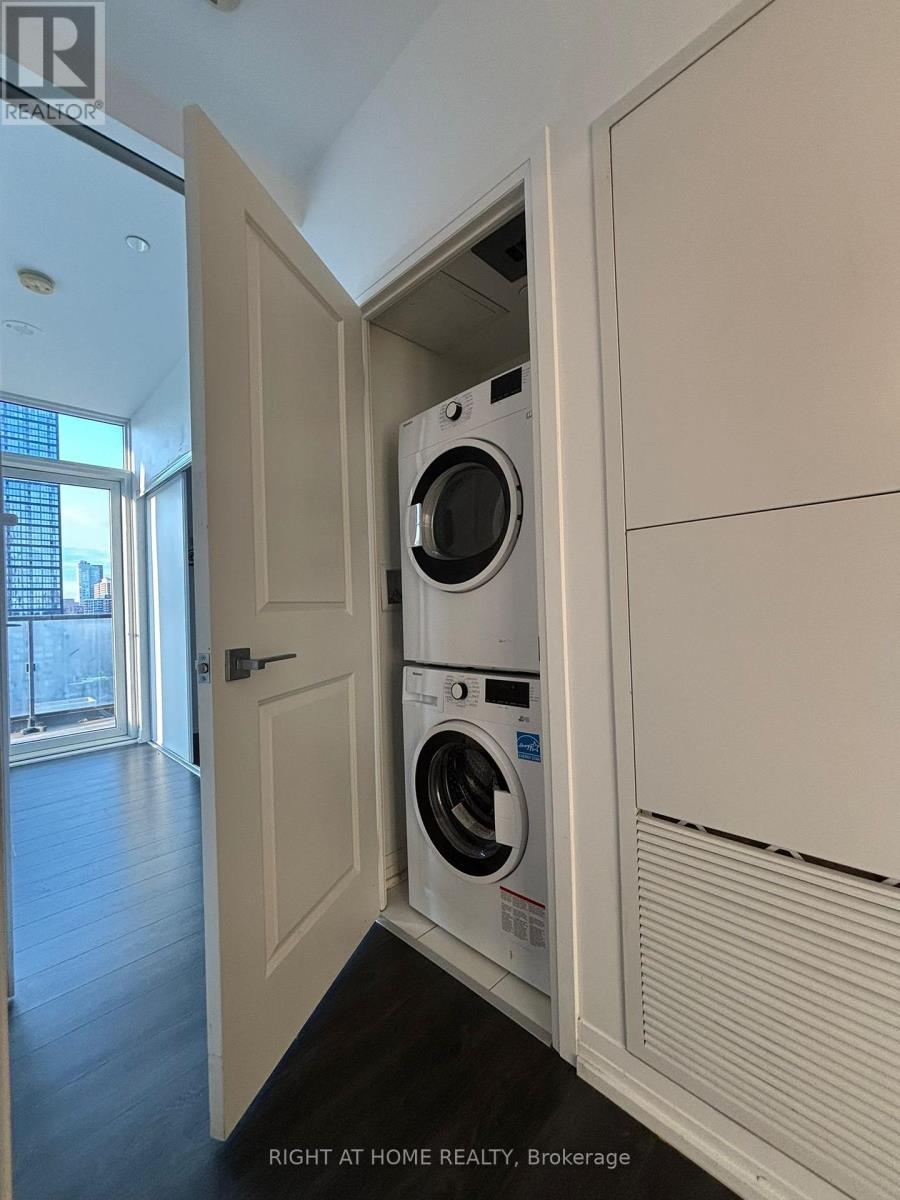 1925 - 251 Jarvis Street E, Toronto, Ontario  M5B 0C3 - Photo 15 - C12415640