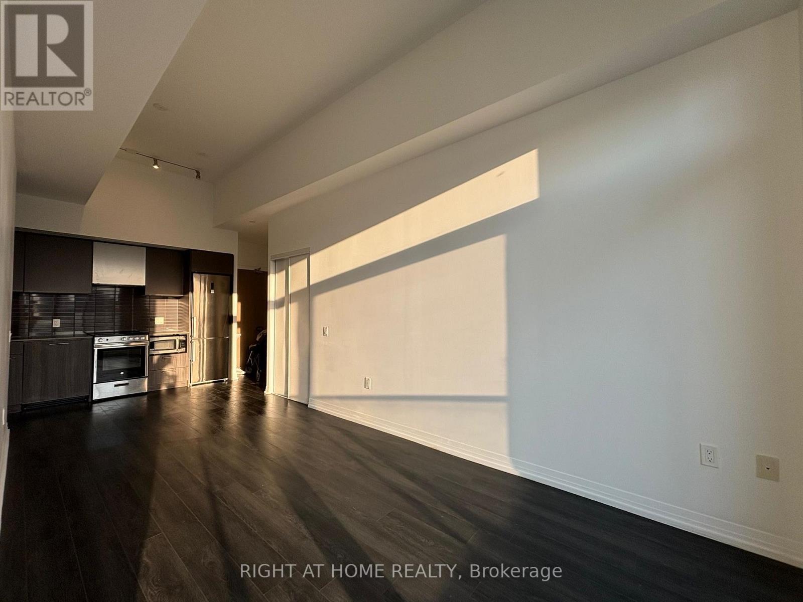 1925 - 251 Jarvis Street E, Toronto, Ontario  M5B 0C3 - Photo 5 - C12415640