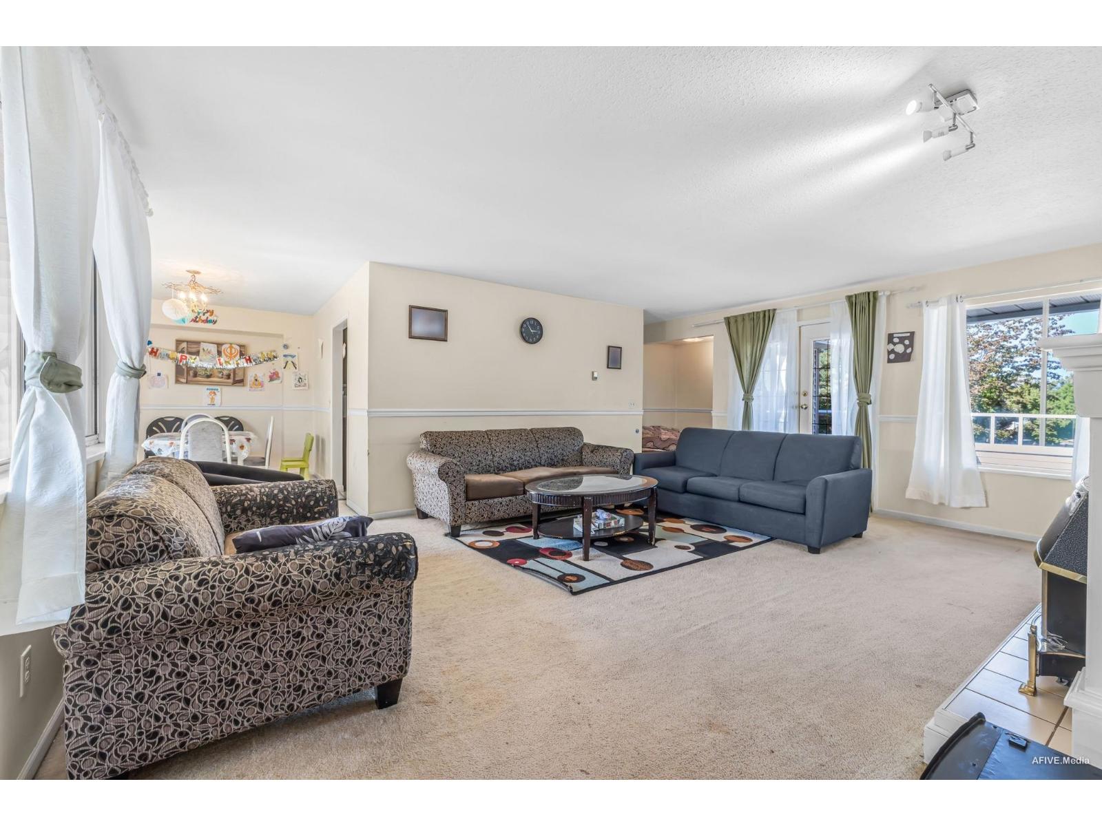 201 13725 72a Avenue, Surrey, British Columbia  V3W 0S4 - Photo 5 - R3049156