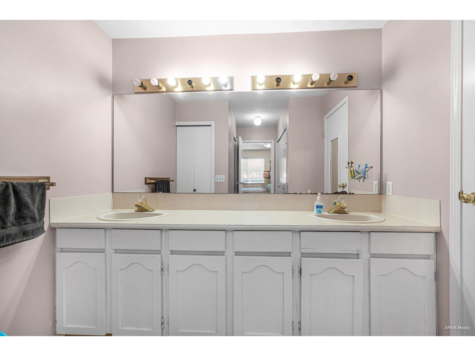 201 13725 72a Avenue, Surrey, British Columbia  V3W 0S4 - Photo 12 - R3049156