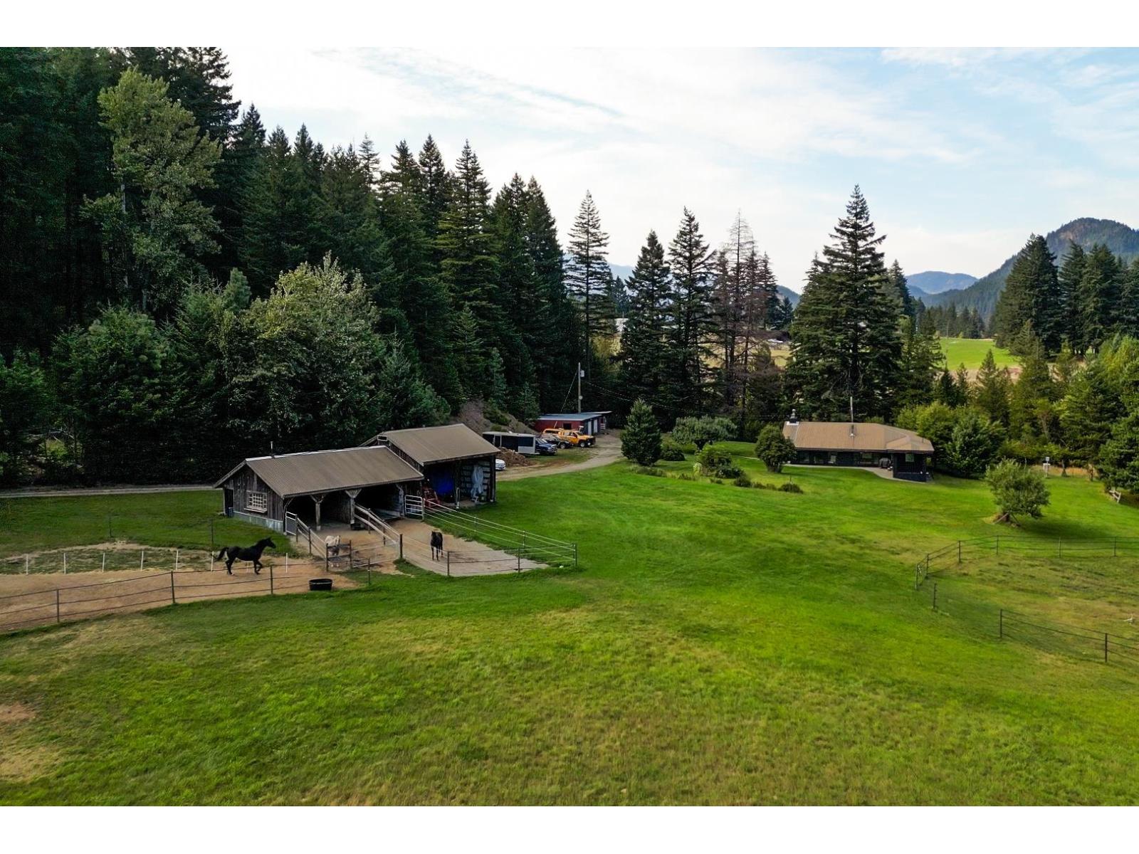 50900 Chaumox Road, Fraser Canyon, Boston Bar / Lytton, British Columbia  V0X 1C1 - Photo 13 - R3048105