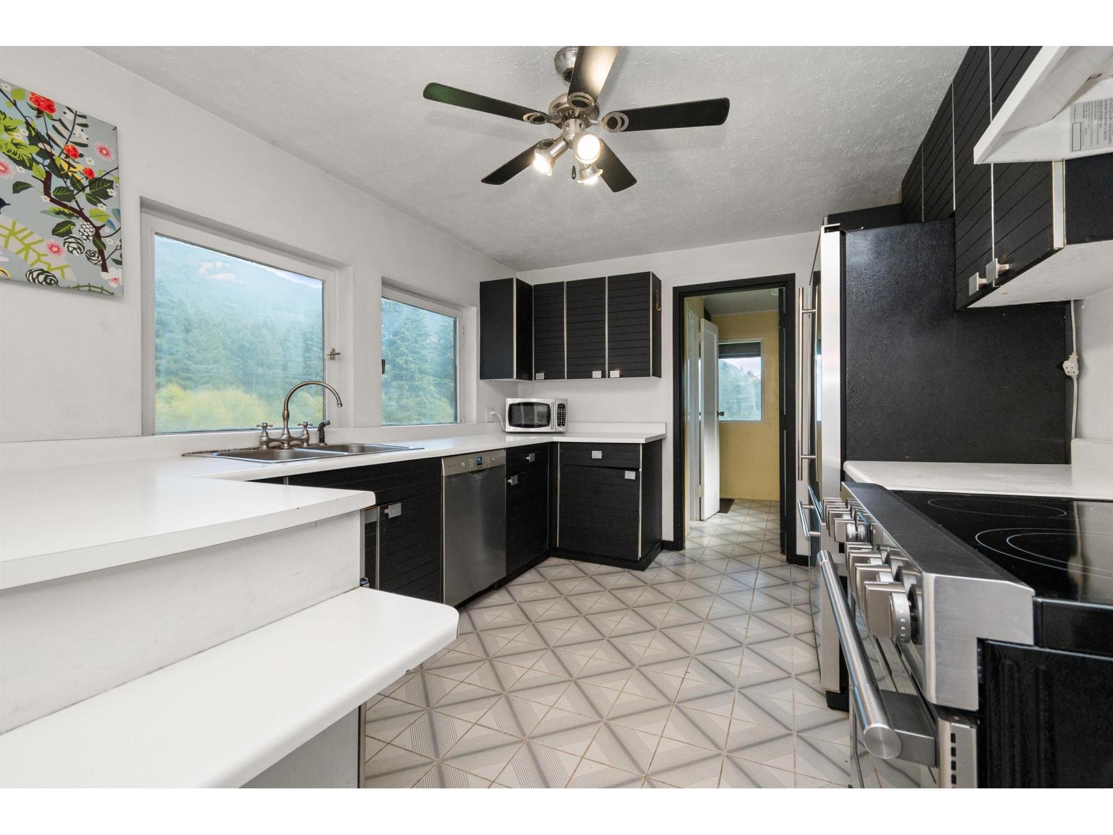 50900 Chaumox Road, Fraser Canyon, Boston Bar / Lytton, British Columbia  V0X 1C1 - Photo 37 - R3048105