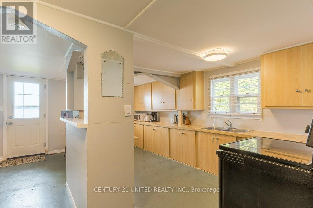 2460 Fire Route 13, Selwyn, Ontario  K0L 2H0 - Photo 14 - X12415674