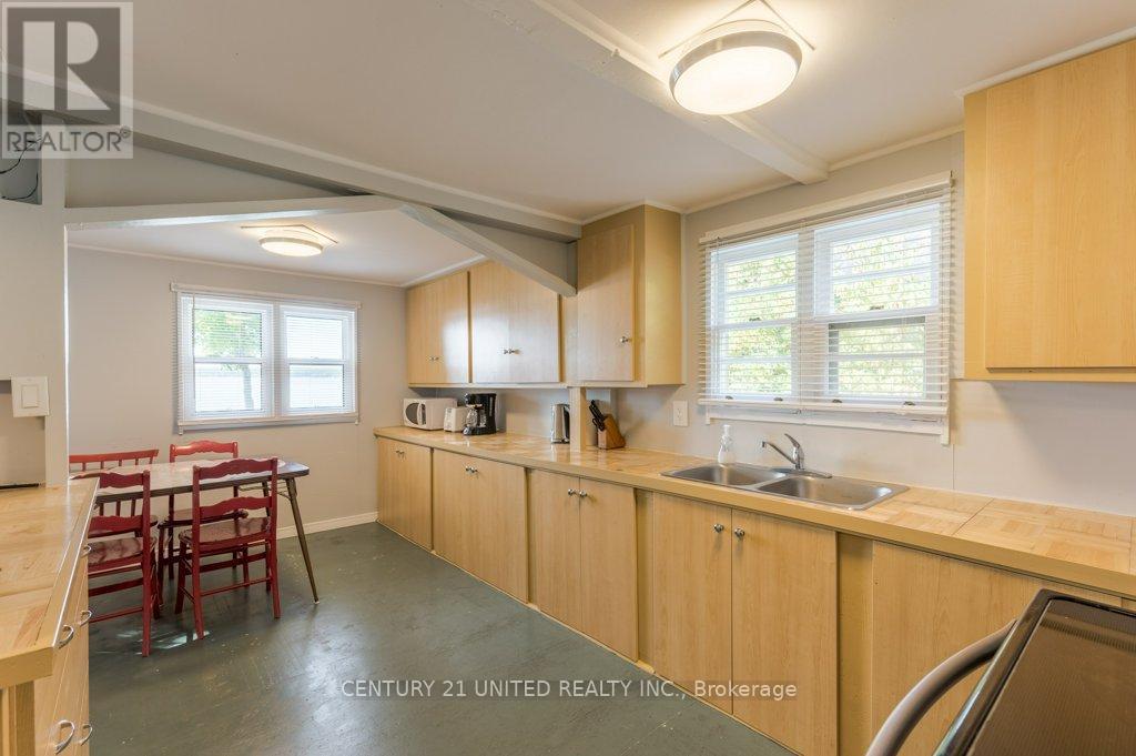 2460 Fire Route 13, Selwyn, Ontario  K0L 2H0 - Photo 15 - X12415674