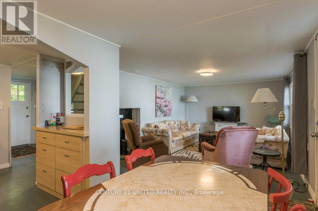 2460 Fire Route 13, Selwyn, Ontario  K0L 2H0 - Photo 19 - X12415674