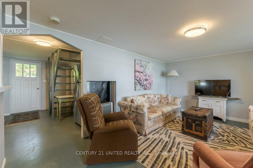 2460 Fire Route 13, Selwyn, Ontario  K0L 2H0 - Photo 21 - X12415674