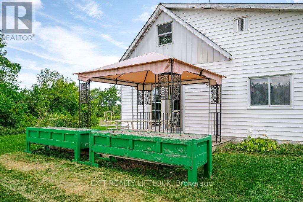 194 County Rd 10, Cavan Monaghan (Cavan Twp), Ontario  L0A 1G0 - Photo 40 - X12415738