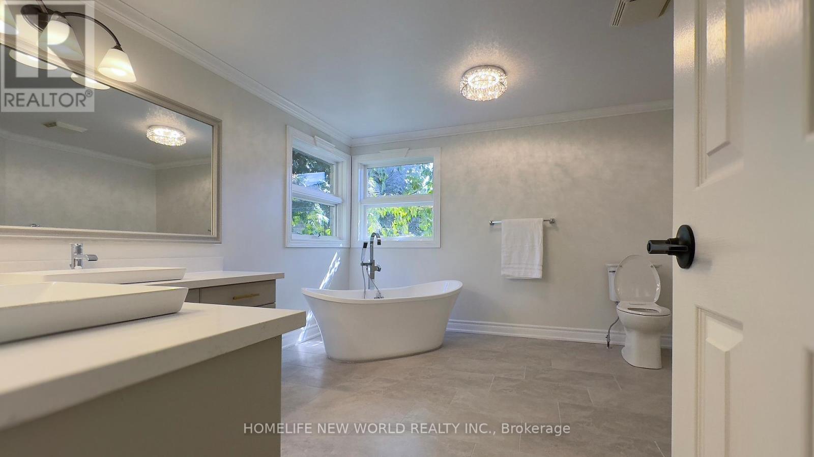 35 Chipperfield Crescent, Whitby, Ontario  L1R 1P1 - Photo 17 - E12415510