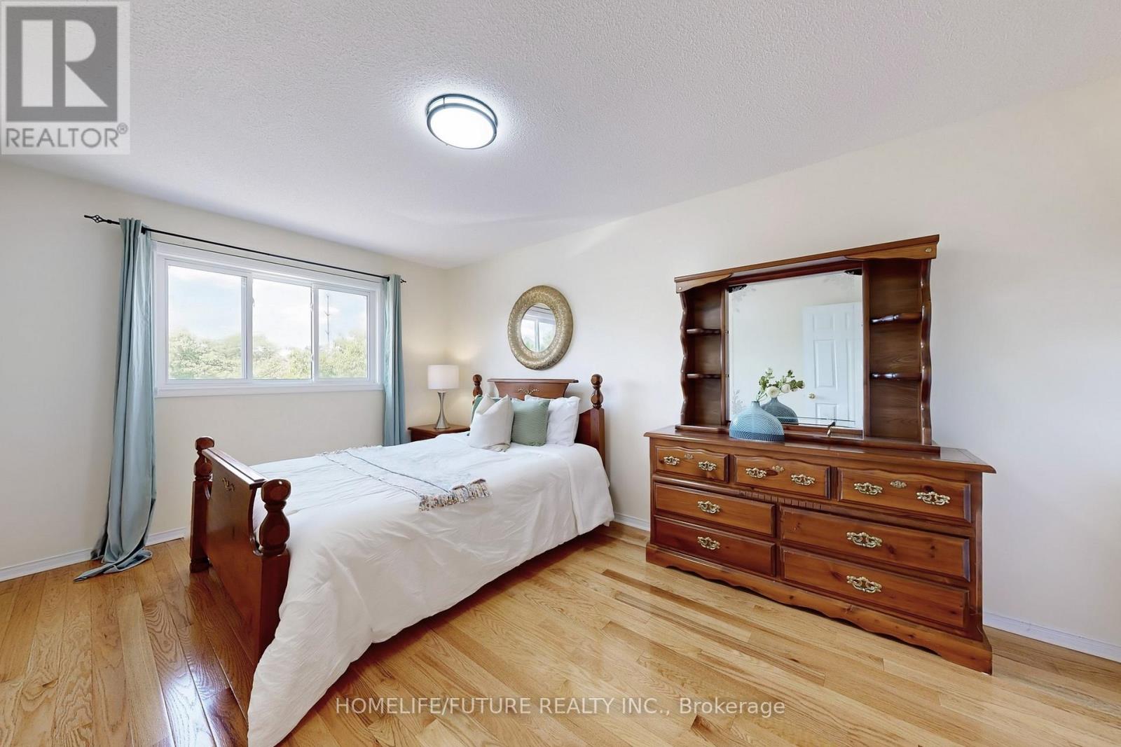 1595 Deerhurst Court, Pickering, Ontario  L1V 6Y7 - Photo 24 - E12415516