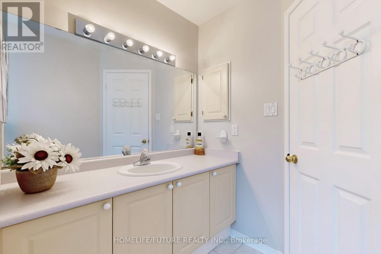 1595 Deerhurst Court, Pickering, Ontario  L1V 6Y7 - Photo 31 - E12415516