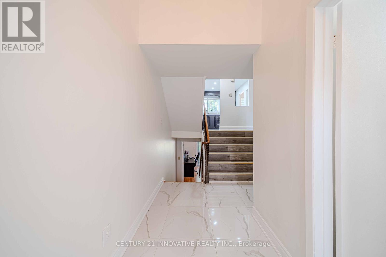 1388 Everton Street, Pickering, Ontario  L1V 2T8 - Photo 5 - E12415592