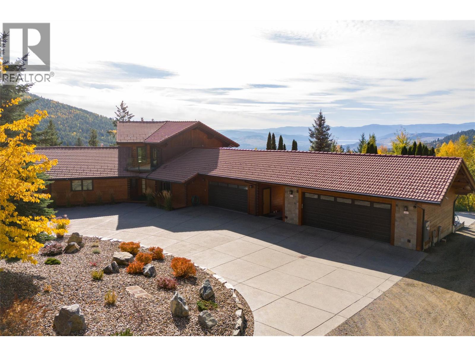 8100, 8104 Silver Star Road, Vernon, British Columbia  V1B 3N1 - Photo 11 - 10363520