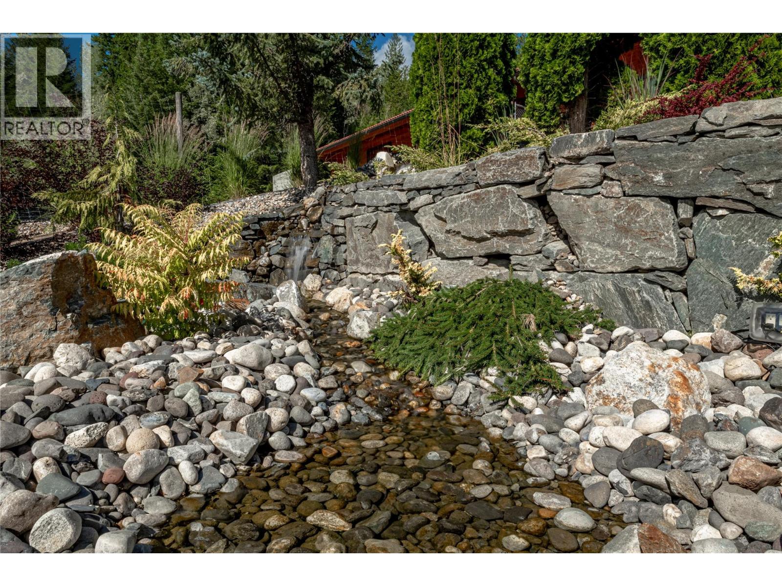 8100, 8104 Silver Star Road, Vernon, British Columbia  V1B 3N1 - Photo 76 - 10363520