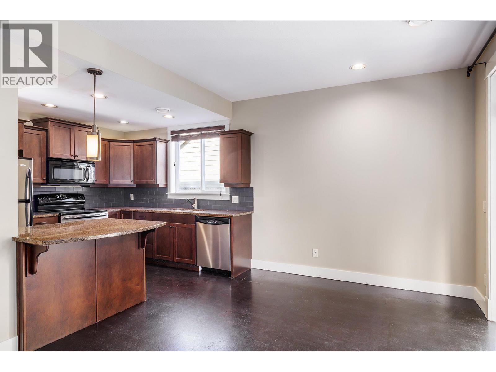2209 Woodlawn Street, Kelowna, British Columbia  V1Y 2T1 - Photo 11 - 10363550