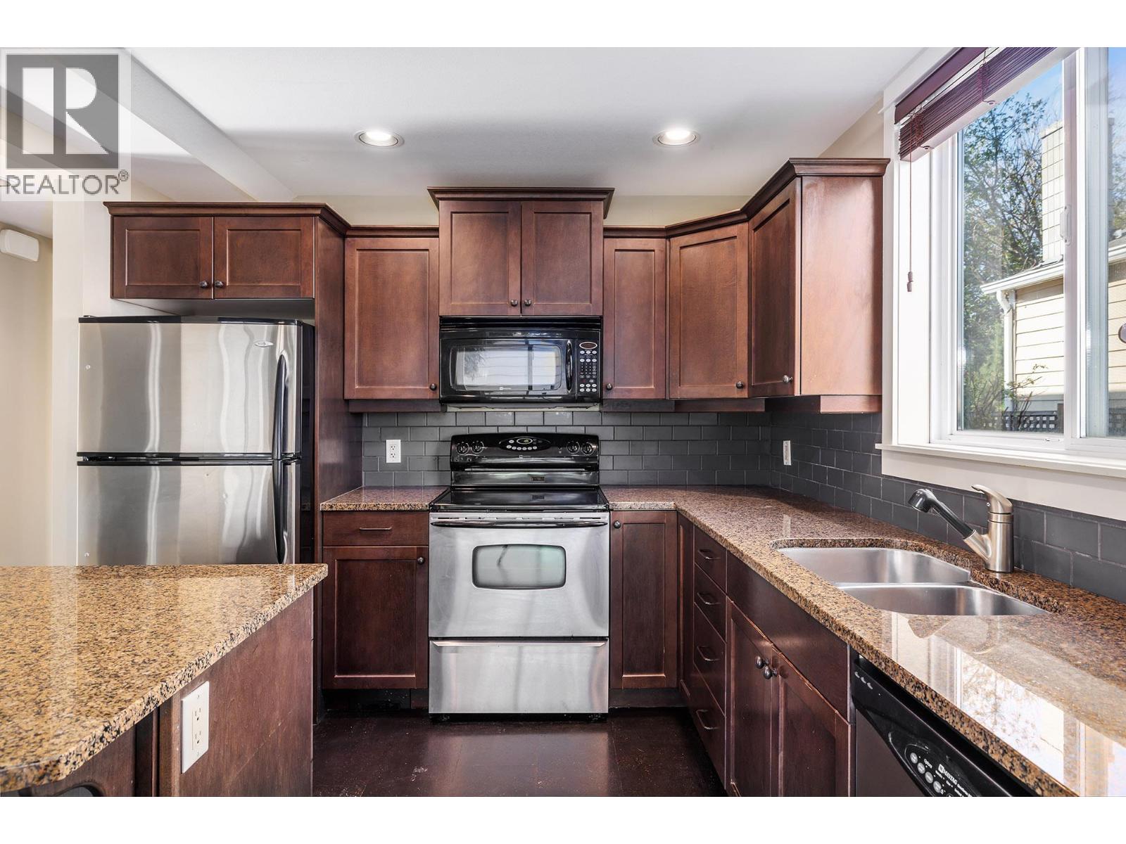 2209 Woodlawn Street, Kelowna, British Columbia  V1Y 2T1 - Photo 13 - 10363550