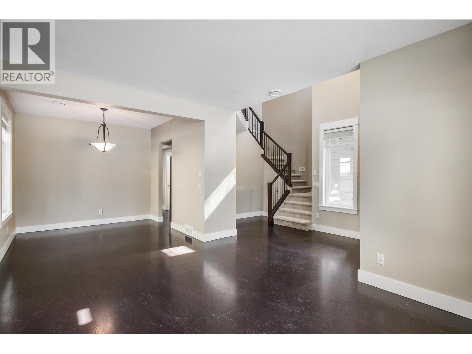2209 Woodlawn Street, Kelowna, British Columbia  V1Y 2T1 - Photo 8 - 10363550