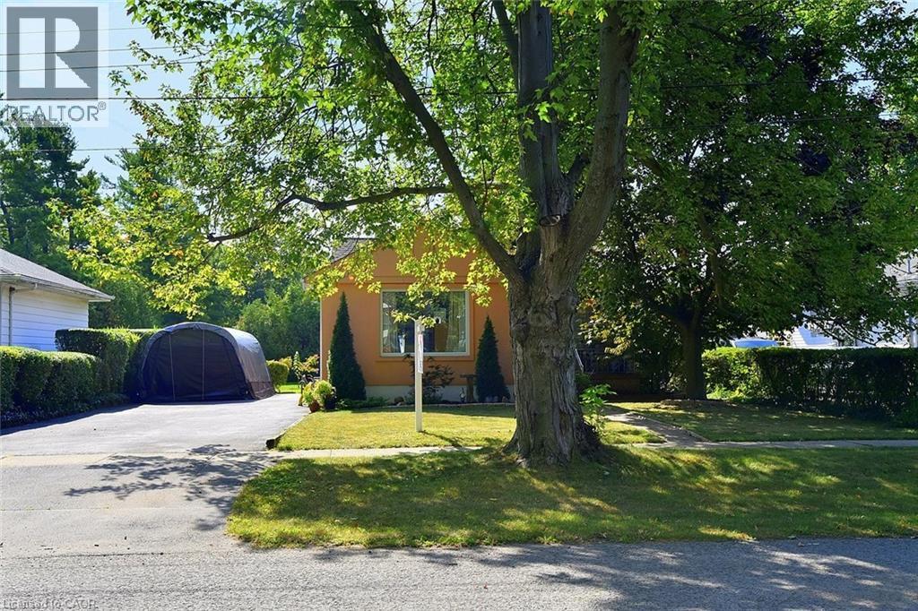 26 Heywood Avenue, St. Catharines, Ontario  L2M 2M8 - Photo 5 - 40771801